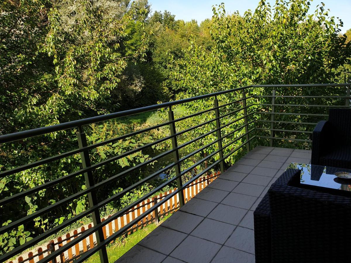 Beach Club Apartman Mosonmagyaróvár Exterior foto